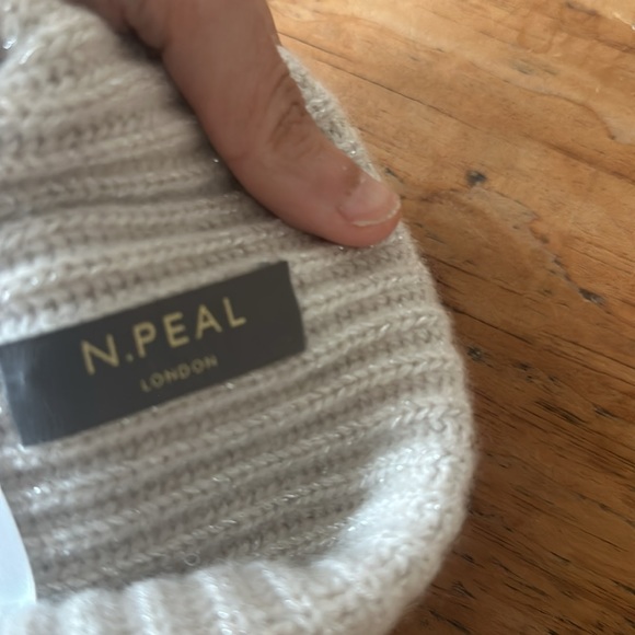 N.peal beanie - Picture 3 of 4